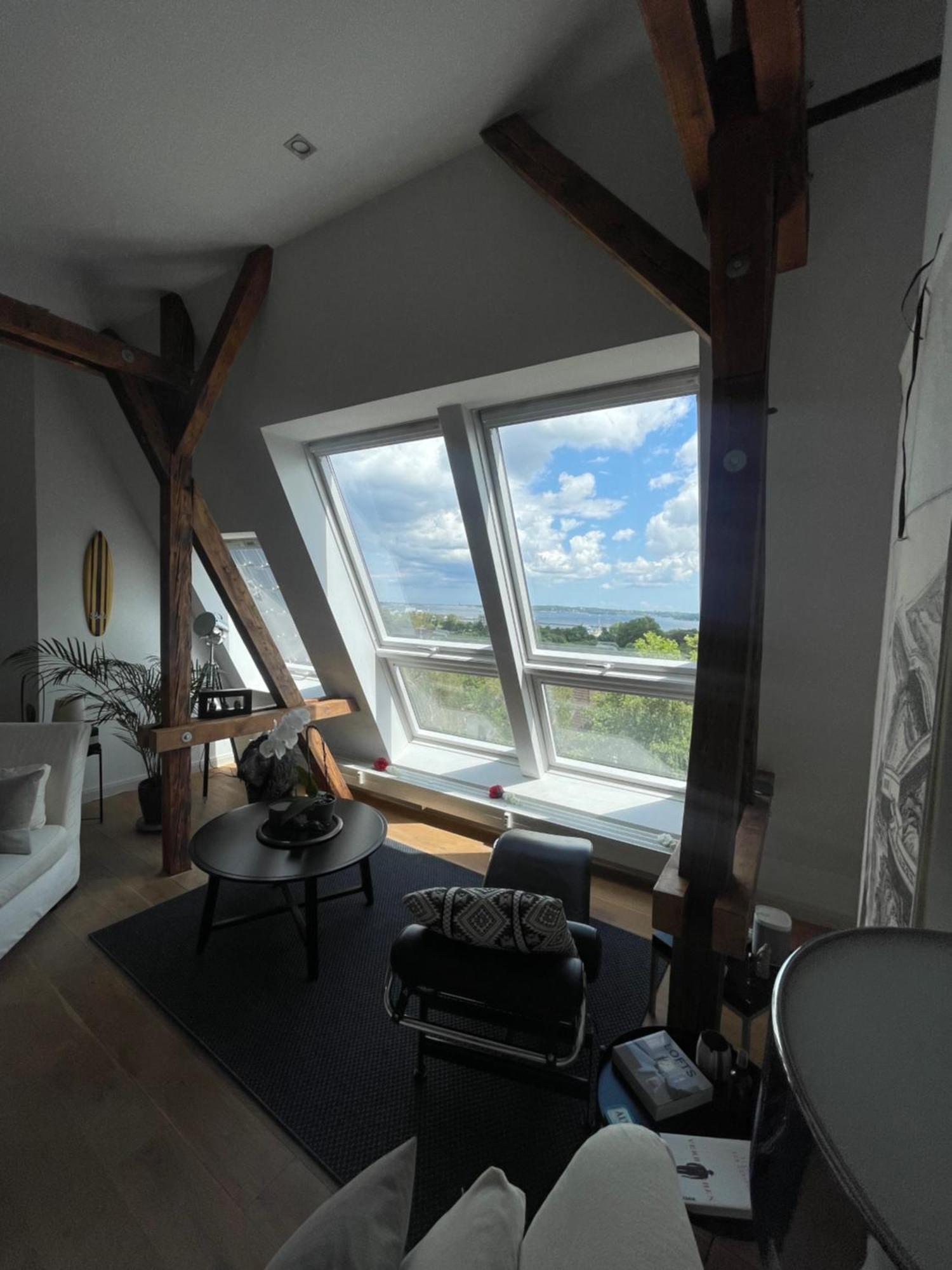 Luxus Penthouse Waterview Apartment Kiel Exterior photo